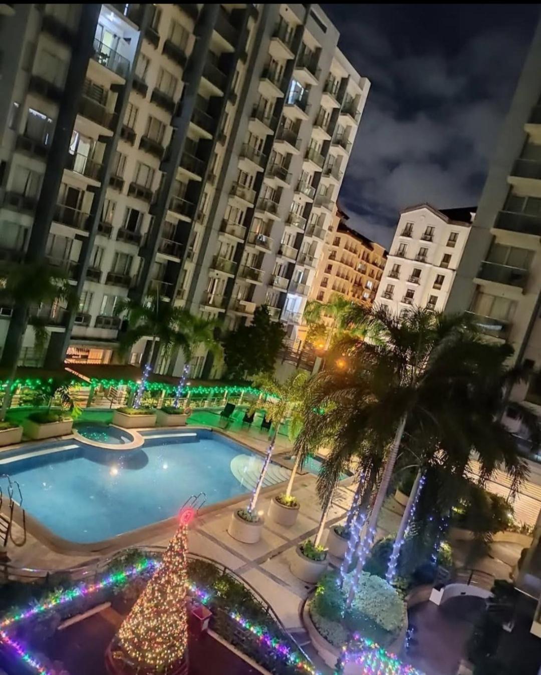 One Palm Tree Villas Condo Across Naia Terminal 3 Manila Exterior photo